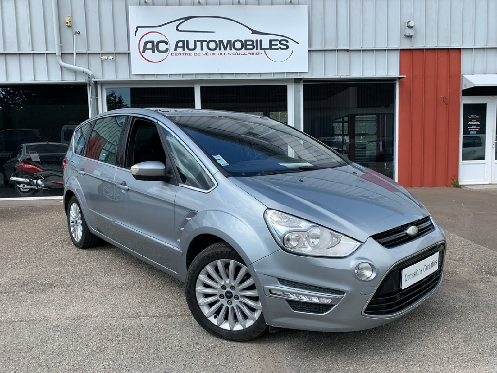 Ford S Max 2 0 Tdci 140 Titanium 7 Pl Powershift A Ac Automobiles