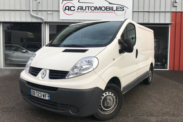 RENAULT TRAFIC FOURGON