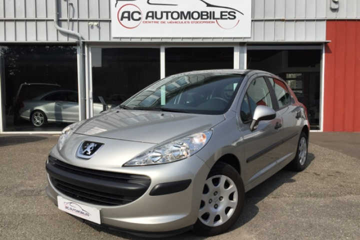 PEUGEOT 207