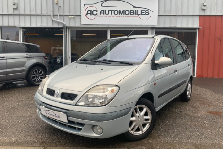 RENAULT SCENIC