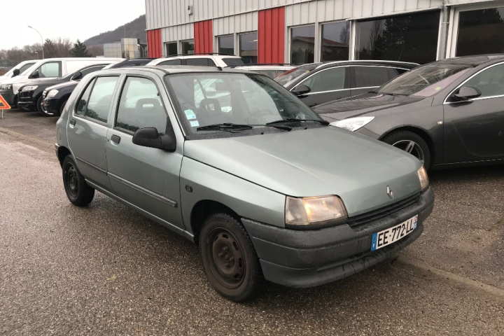 RENAULT CLIO