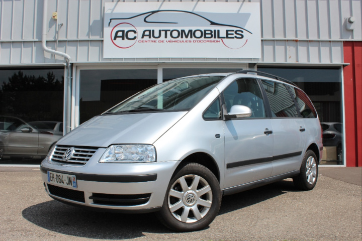 VOLKSWAGEN SHARAN