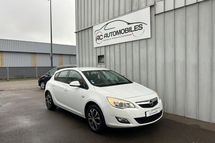 OPEL ASTRA