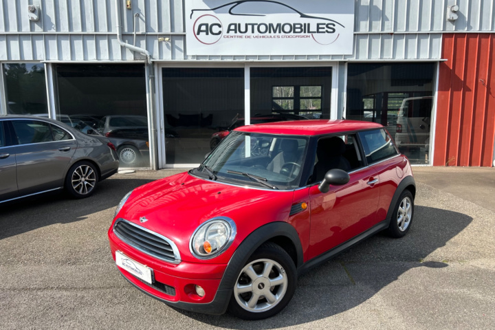 MINI HATCH R56