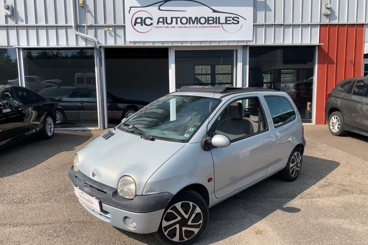 RENAULT TWINGO